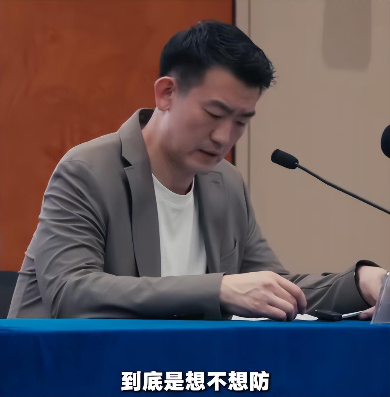 返回顶部